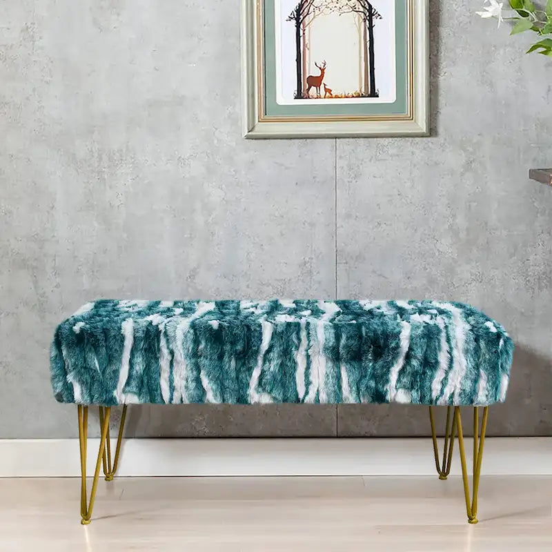 Soft Faux Fur Ottoman Bench Seat, Fuzzy Entryway Stool, 150 LBS Capacity, Modern Accent Seating for Bedroom Living Room